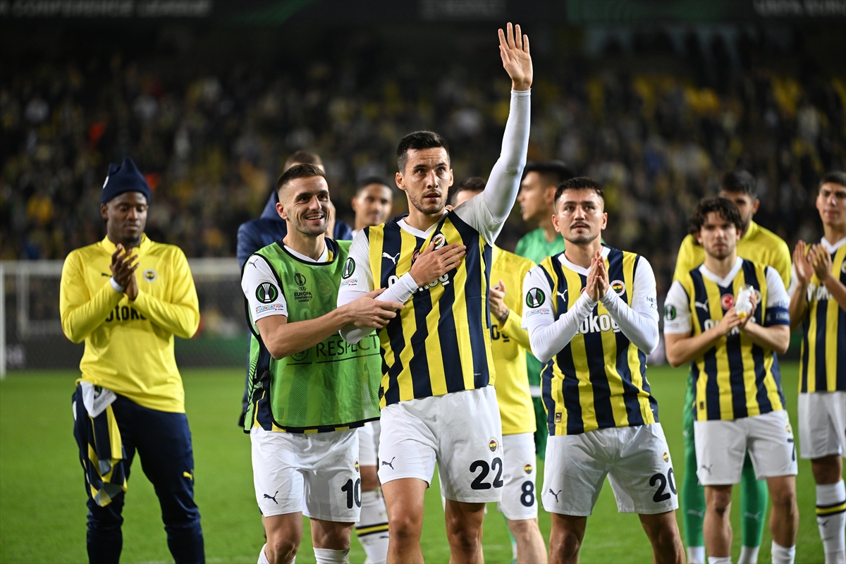 AA-20231214-33186682-33186668-FENERBAHCE_SPARTAK_TRNAVA