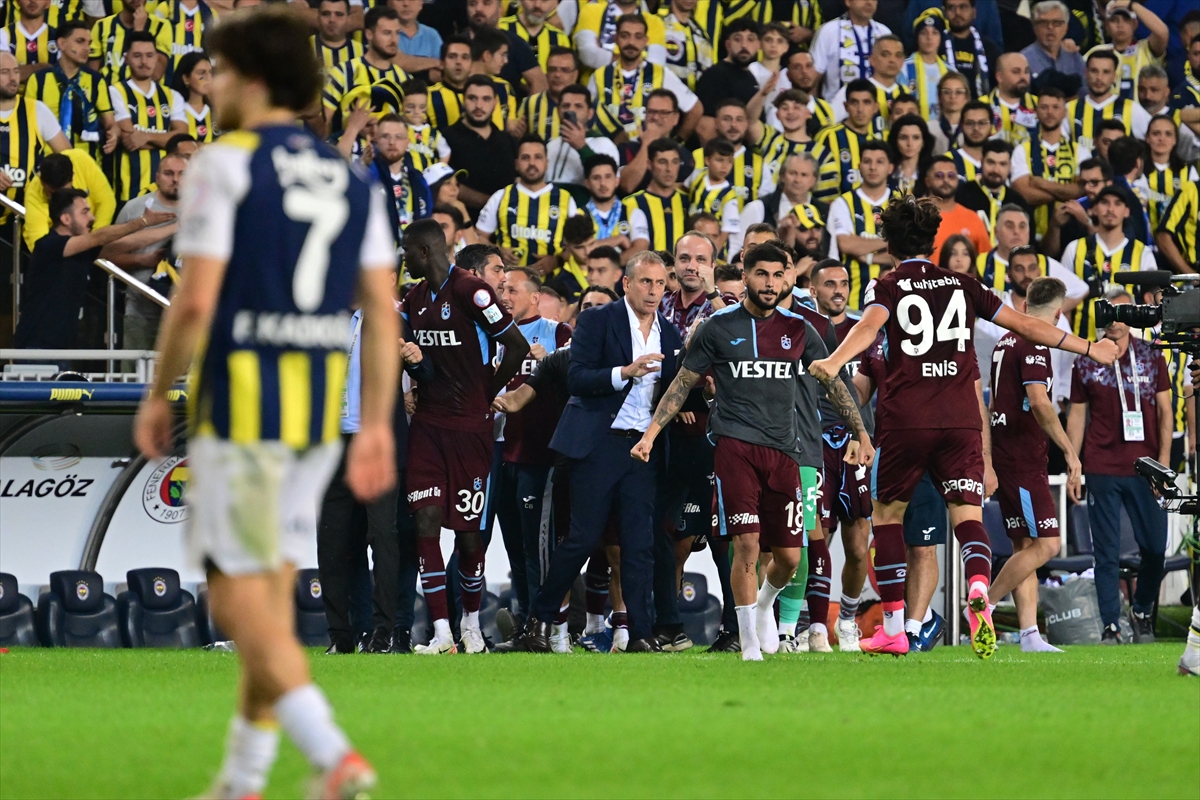 AA-20231104-32657344-32657339-FENERBAHCE_TRABZONSPOR