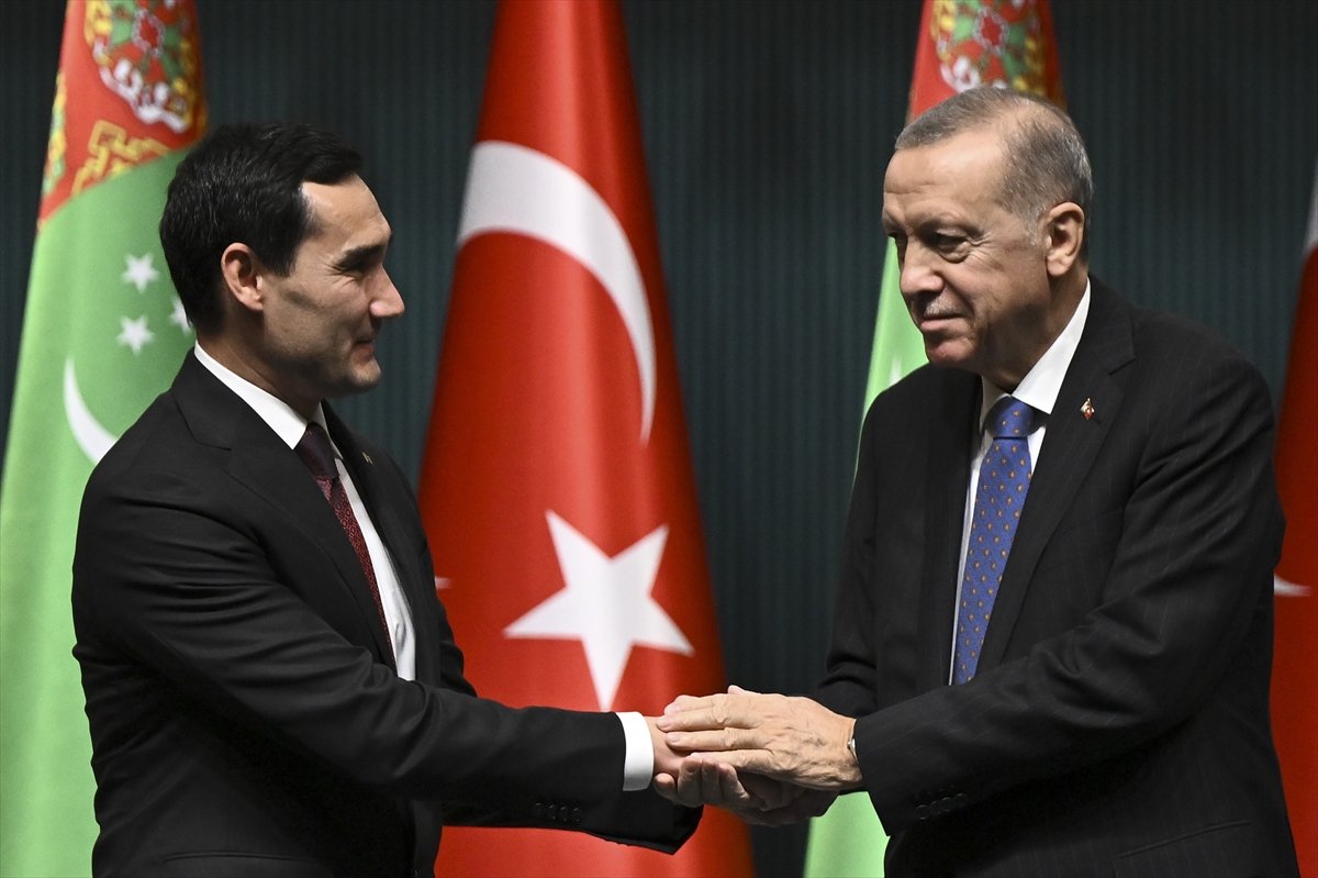 672870d52d560 aa 20231026 32528850 32528848 cumhurbaskani erdogan turkmenistan devlet baskani berdimuhammedov ile ortak basin toplantisinda konustu