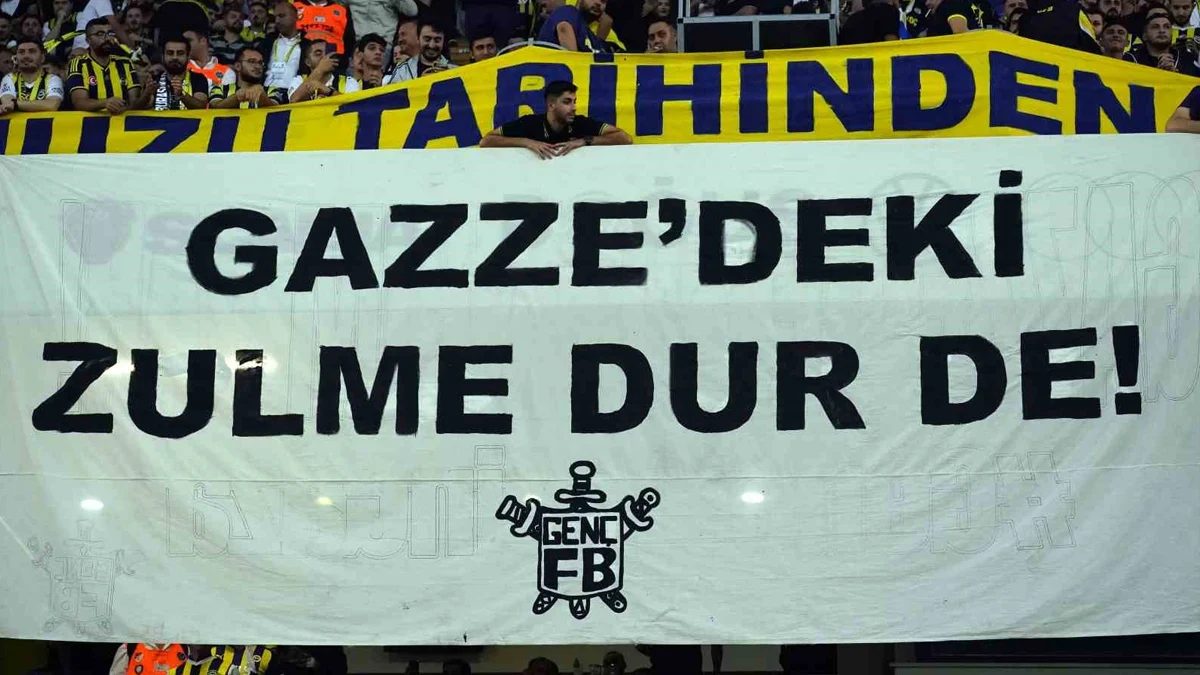 672873a74a099 fenerbahce 13