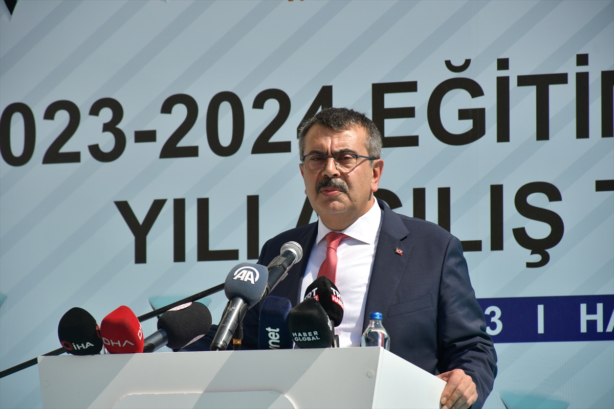 AA-20230911-32122634-32122624-MILLI_EGITIM_BAKANI_TEKIN_HATAYDA_EGITIM_OGRETIM_YILI_ACILIS_TORENINDE_KONUSTU