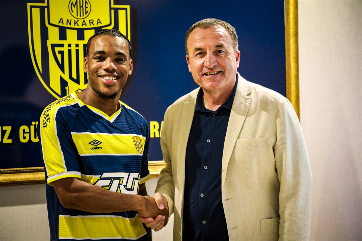 AA-20230819-31950389-31950387-MKE_ANKARAGUCU_GARRY_RODRIGUES_ILE_2_YILLIK_SOZLESME_IMZALADI