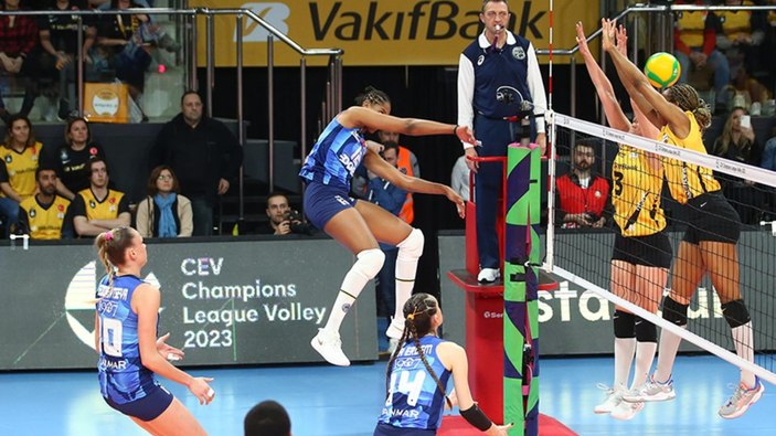 Fenerbahçe'yi mağlup eden VakıfBank, CEV Şampiyonlar Ligi'nde finale kaldı