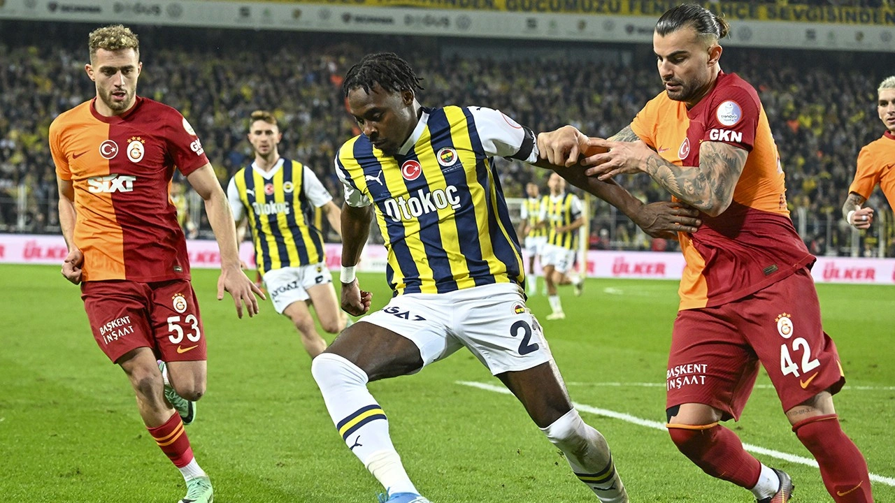 Fenerbahçe-Galatasaray derbisini yönetecek hakem belli oldu