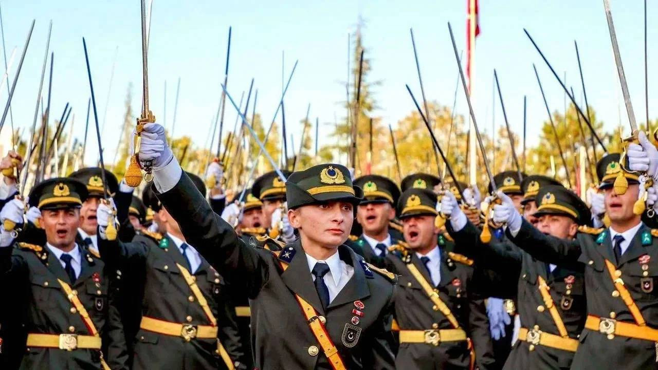 MSB'den teğmenler hakkında flaş açıklama: İşlem yapılacak!