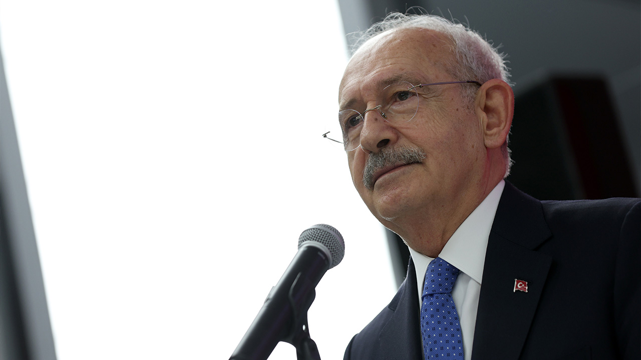 CHP'nin tüzük kurultayı yarın başlıyor:Kemal Kılıçdaroğlu katılacak mı