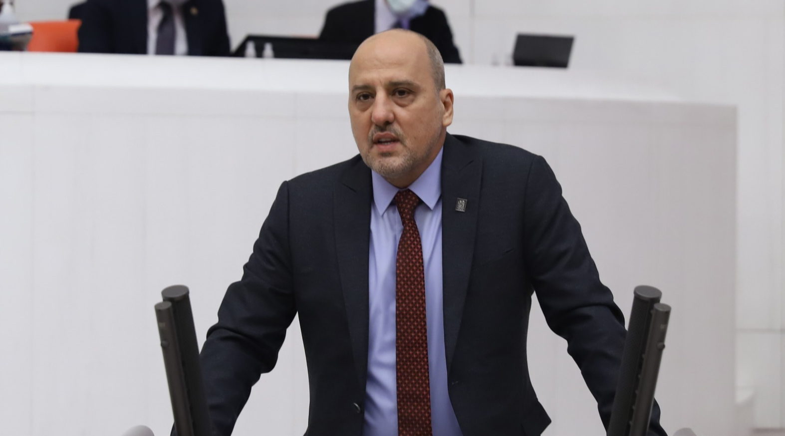 Ahmet Şık'tan flaş sözler: Meclisi terk edelim! AKP ve MHP tek kalsın