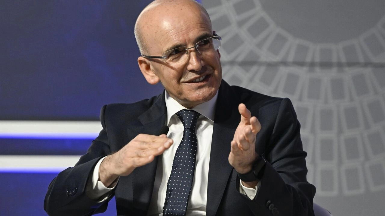 Beklenen açıklama geldi! Bakan Mehmet Şimşek istifa iddialarına cevap