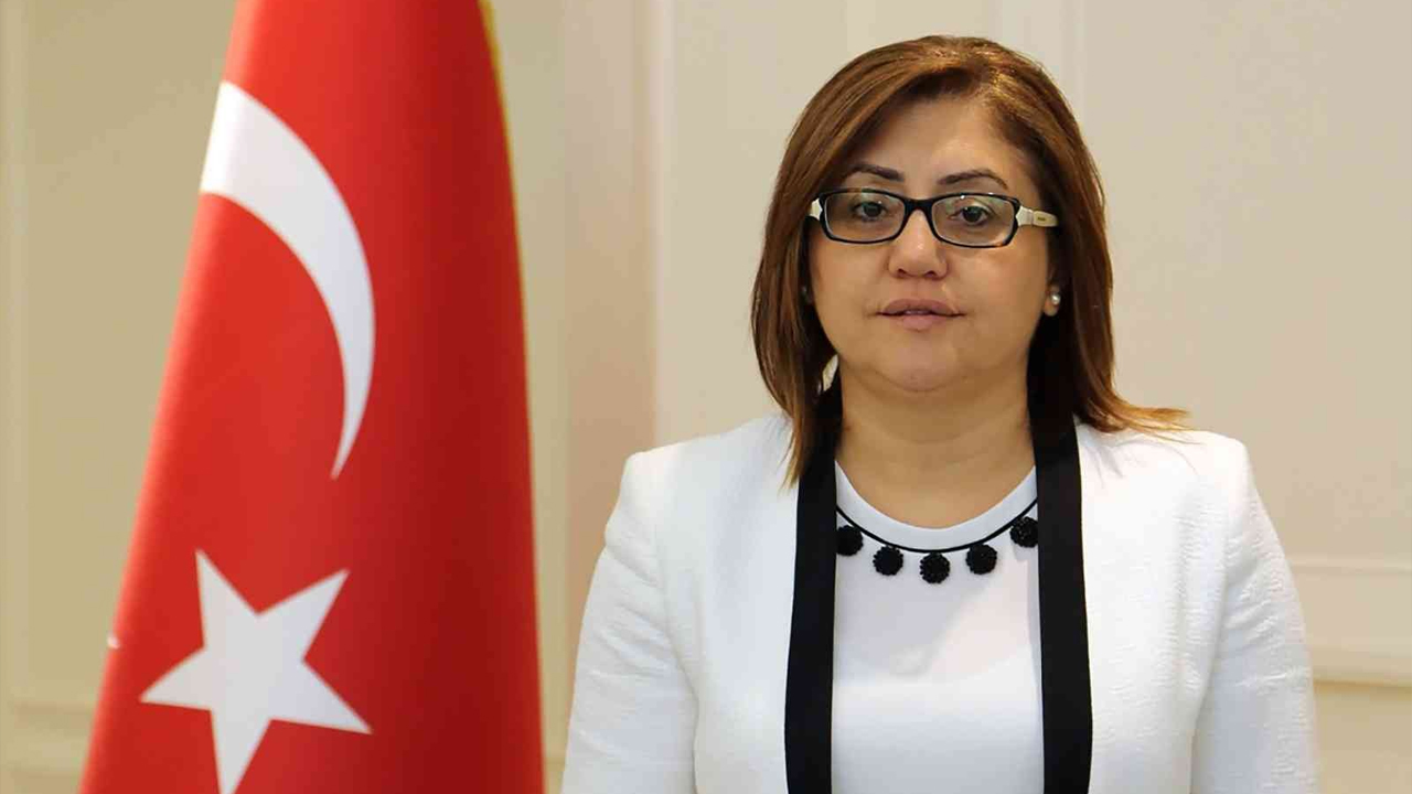 AK Parti'li Fatma Şahin'den büyük skandal: Kamu zararını belediye işçi