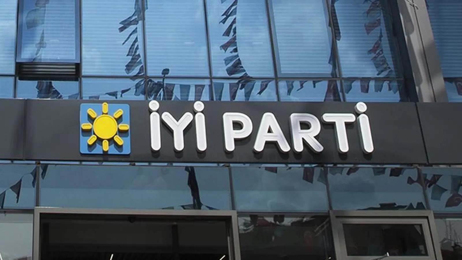 İYİ Parti'de bir istifa daha: 7 yıl boyunca partideydi