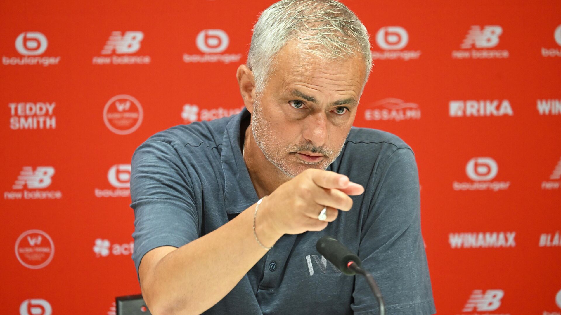 Şampiyonlar Ligi'ne veda sonrası Mourinho'dan açıklama