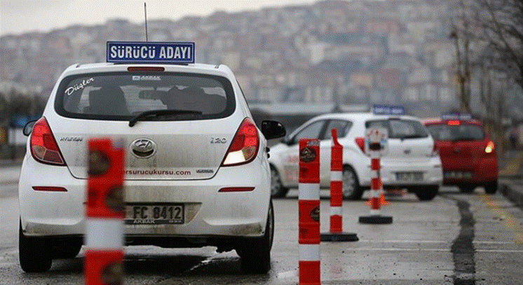 Ehliyet sınavında kurallar değişiyor! Yürürlüğe giriş tarihi Ocak 2025