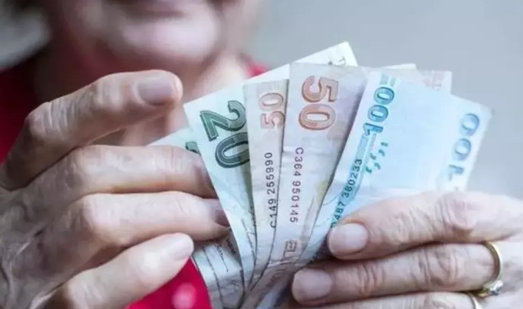 Emekli promosyonlarına zam geldi! Bankalar rakamları güncelledi