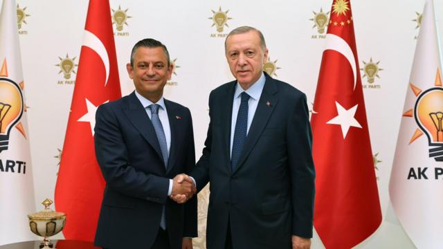 Özgür Özel: Erdoğan istemez miydi emekliye zam yapsın