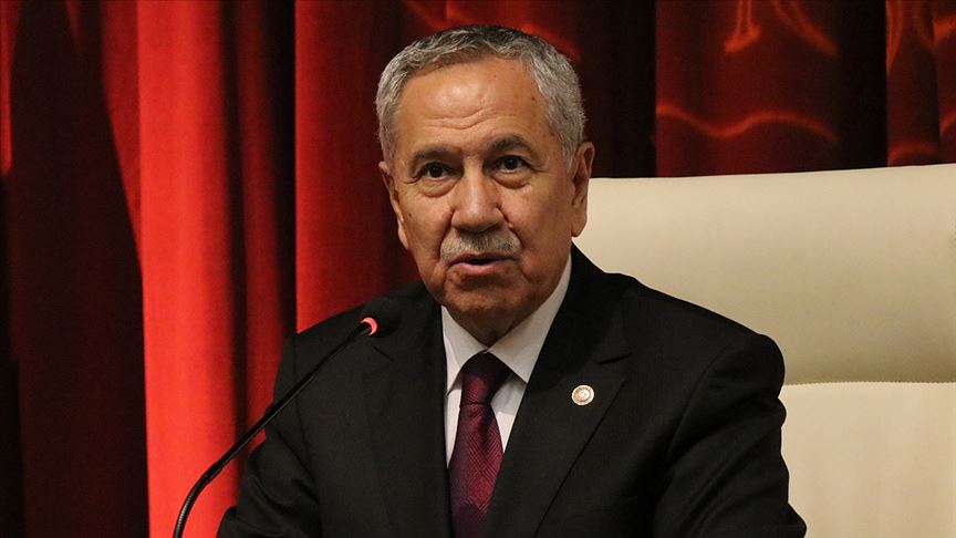 Bülent Arınç'tan dikkat çeken Özgür Özel sözleri: O benim kahramanımdı