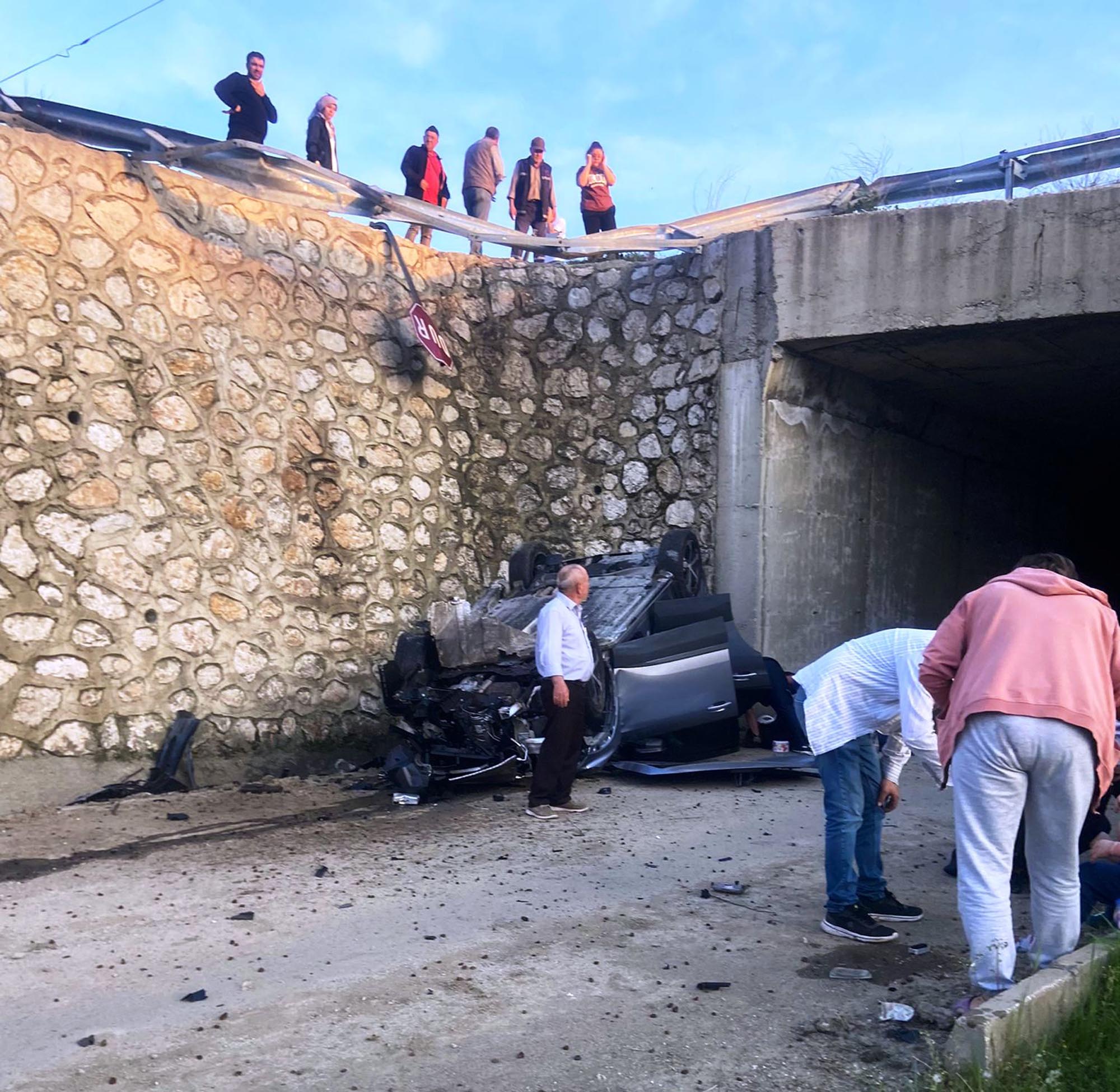 Tekirdağ'da 13 yaşındaki sürücüyle çarpıştı! 7 yaralı