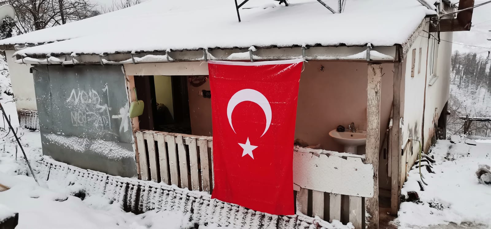 Türkiye'nin acı günü: 9 şehidin kimliği belli oldu!