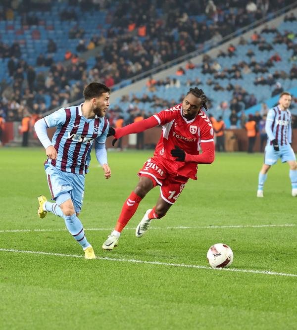 Karadeniz derbisinin kazananı Trabzonspor oldu