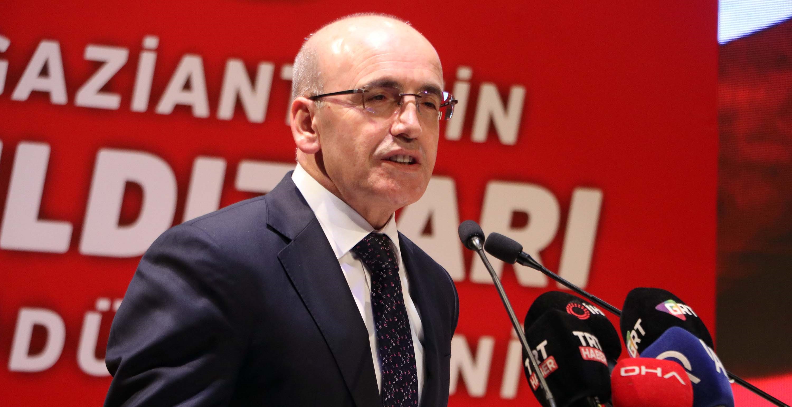 Mehmet Şimşek'ten enflasyon yorumu: Hedeflerimizi tutturuyoruz