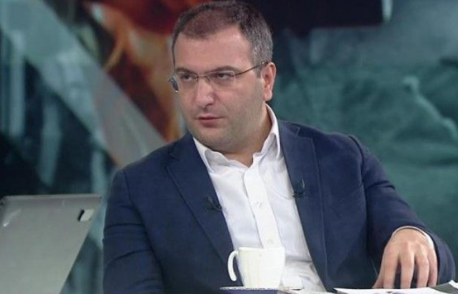 Asgari ücreti bilmişti! Cem Küçük'ten bomba memur ve emekli maaşı tahm