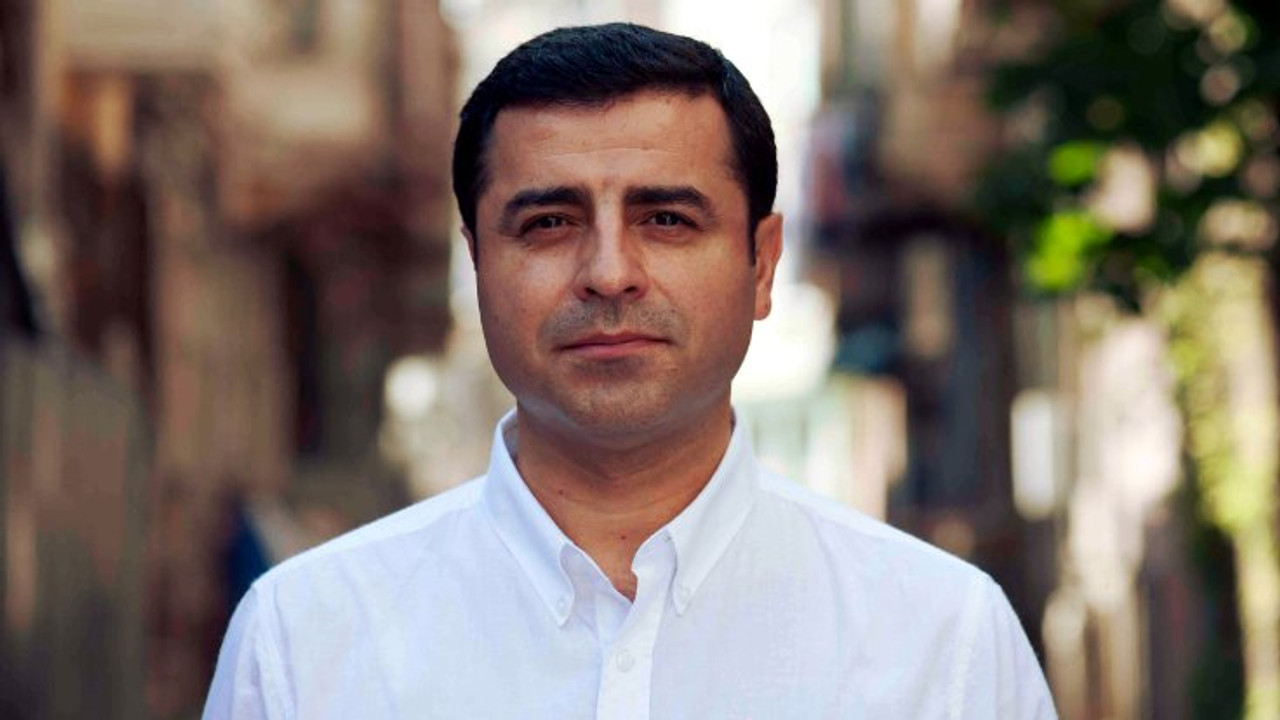 Selahattin Demirtaş: Toprağa verilen 12 asker, benim kardeşimdir