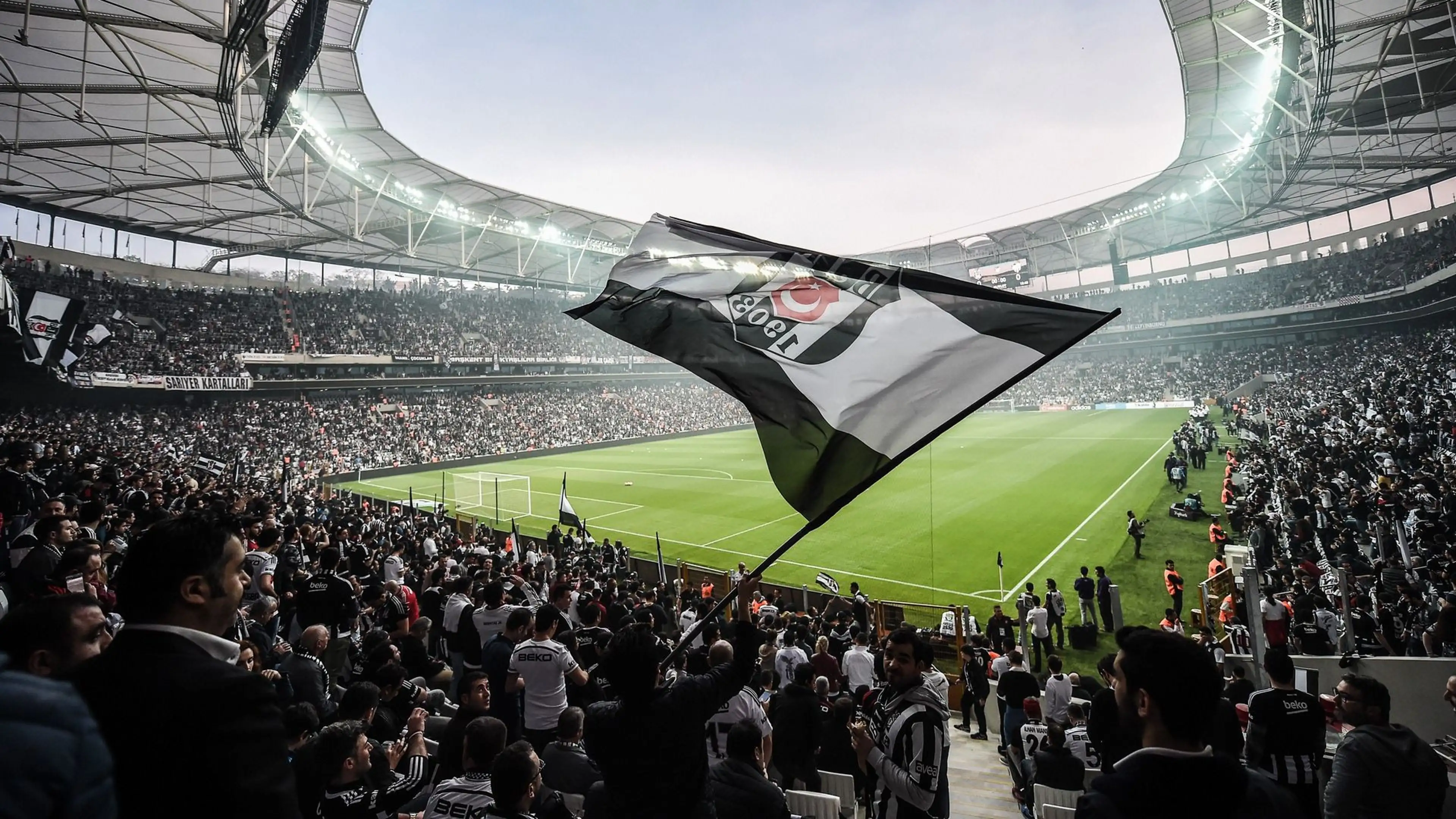 Beşiktaş'ta yeni teknik direktör adayları belli oldu!