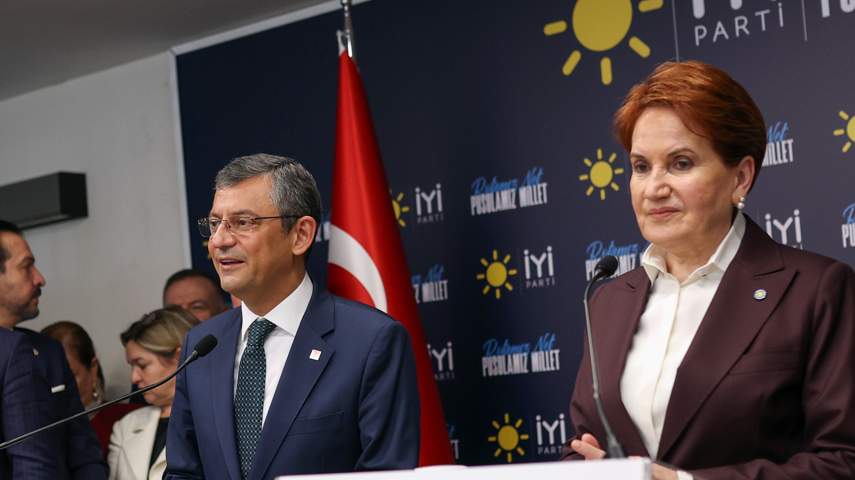 Meral Akşener kurmaylarını dinledi: İttifak konusunda iki zıt görüş