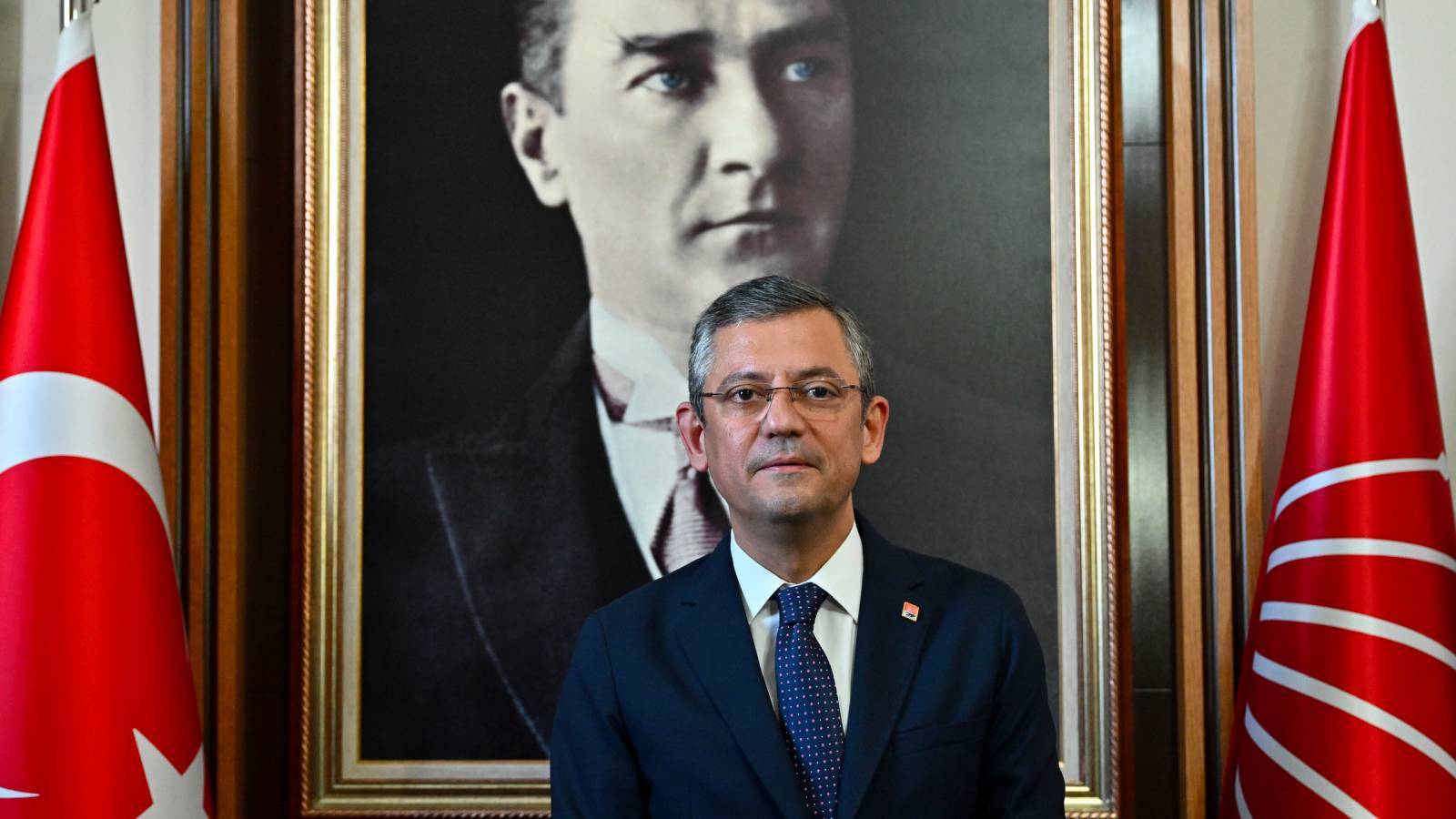 CHP lideri Özel'den 10 Kasım mesajı!