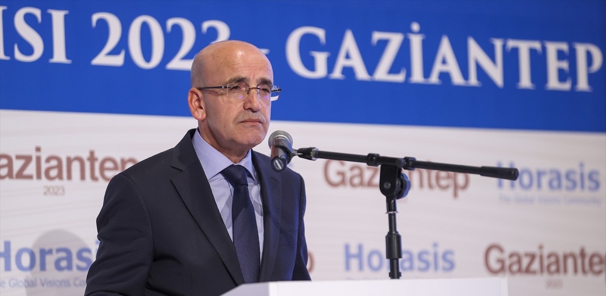 Mehmet Şimşek: Köprüler, otoyollar, limanlar ve HES'ler özelleştirilecek