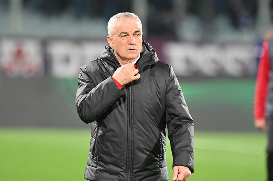 Rıza Çalımbay, Beşiktaş için göreve hazır! '50 tane kupa kazanırım'