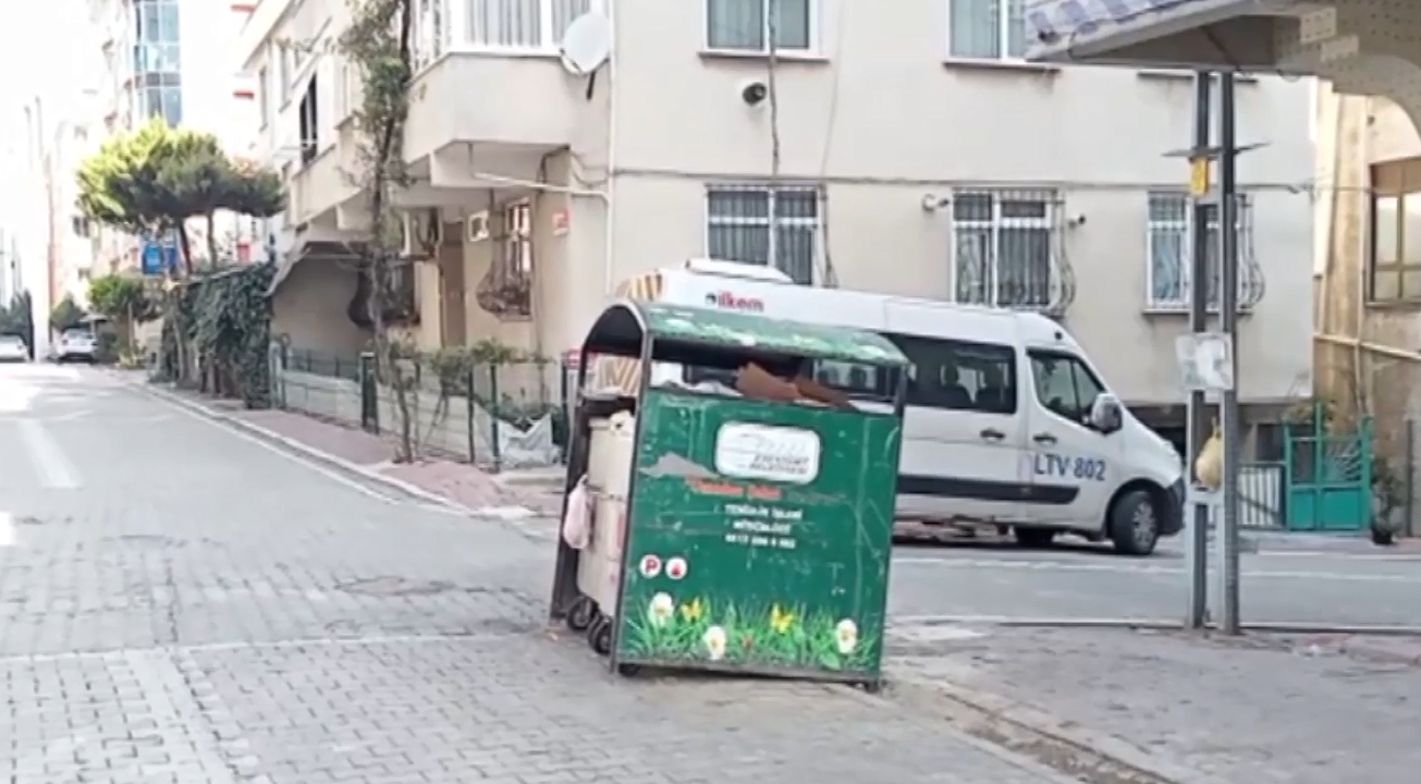 İstanbul'da çöp bidonunda bebek cesedi bulundu