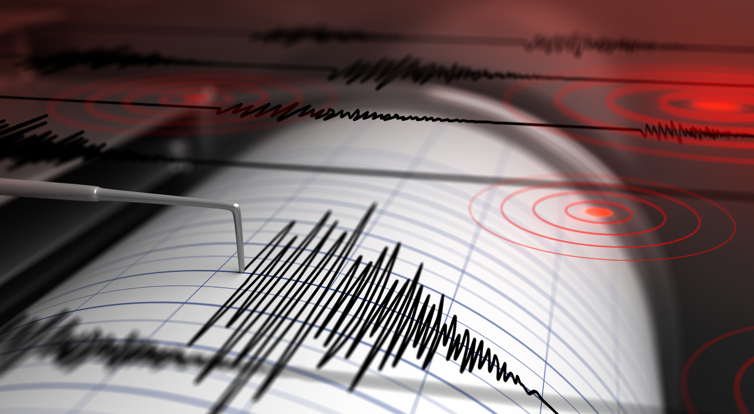 Dünyanın iki yakasında deprem: Şiddetle sarsıldı