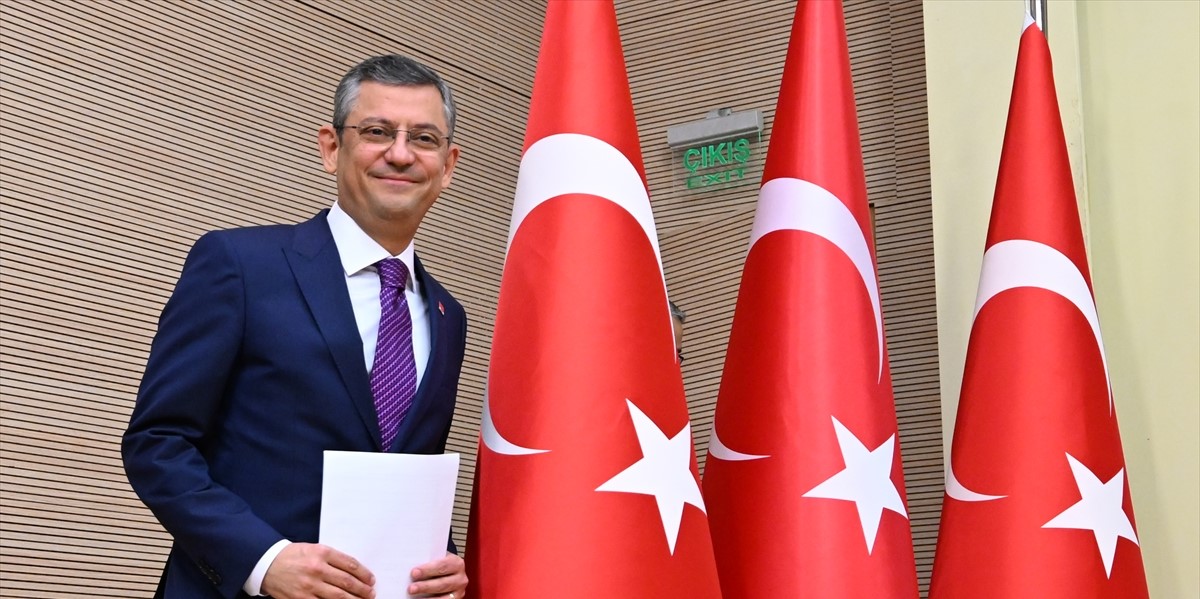 CHP'li o isimden Özgür Özel açıklaması: Görevinden istifa etmeli