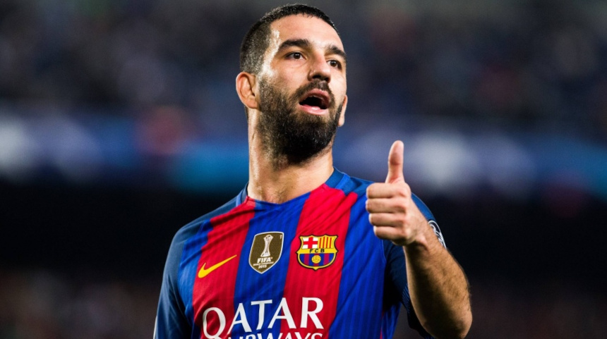 Arda Turan'dan takipçisine kapak gibi cevap