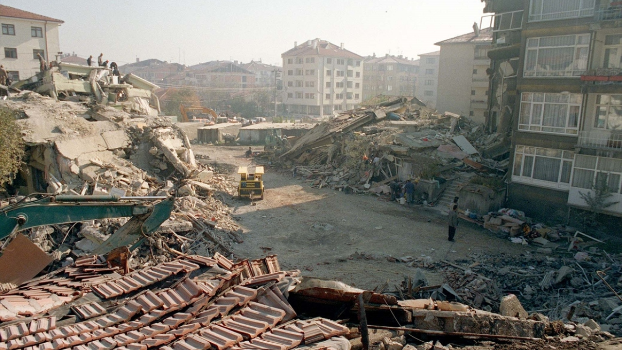 Kara günün 24. yıl dönümü: 17 Ağustos 1999 Marmara Depremi