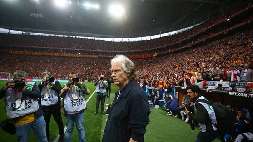 Derbi sonrası Jorge Jesus'tan beklenmedik karar