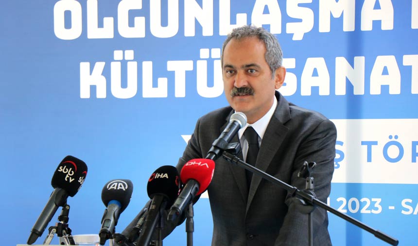 Bakan Mahmut Özer: Kadınların okullaşma oranı erkekleri geçti