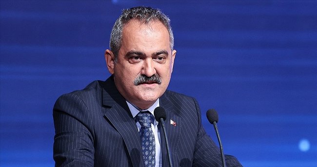 Bakan Mahmut Özer duyurdu! Eğitim için yeni karar