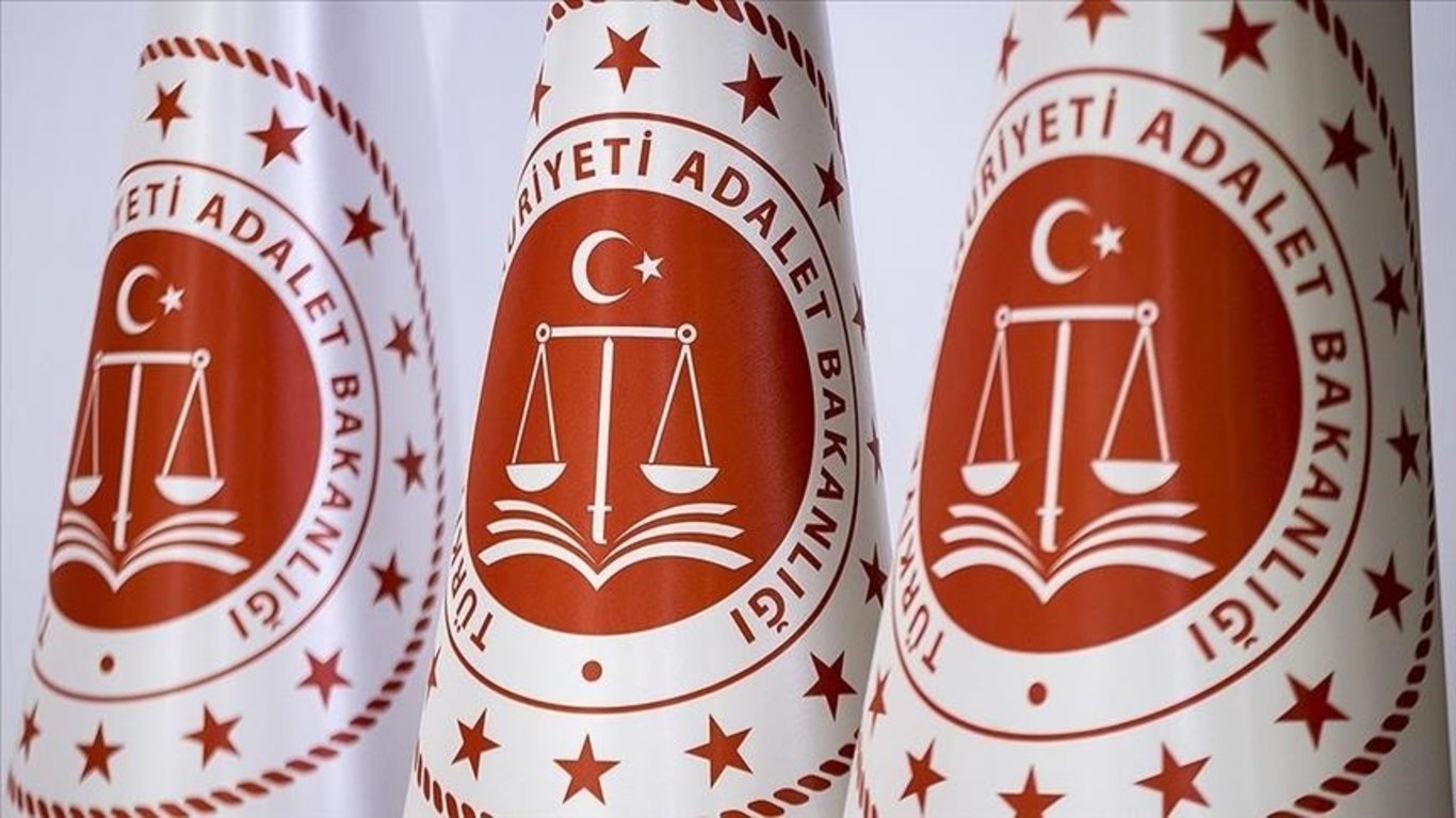 Adalet Bakanlığı personel alım ilanı Resmi Gazete'de! 22 bin 43 personel alınacak