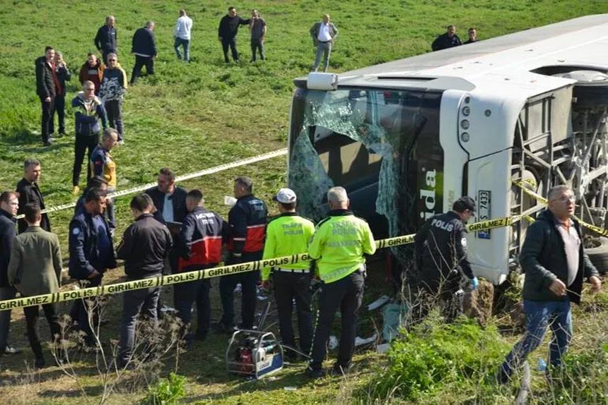 3 ilden acı haberler: 9 ölü, çok sayıda yaralı