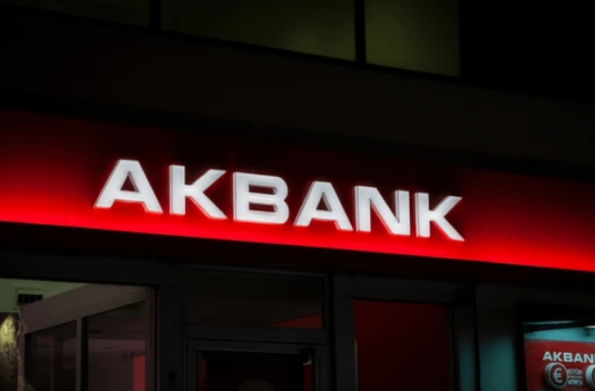 Akbank'ta hesabı olanlara büyük şok