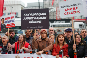 CHPnin kayyum direnisi suruyor Ahmet Ozel donene kadar devam edecegiz 3