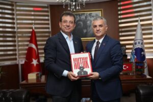 Ekrem Imamoglu ve Mustafa Biyik