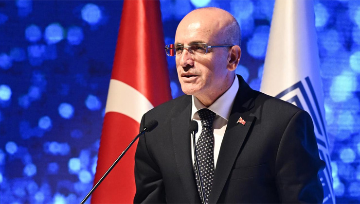 Milyonlarca çalışanı ilgilendiriyor: Mehmet Şimşek’ten asgari ücret açıklaması