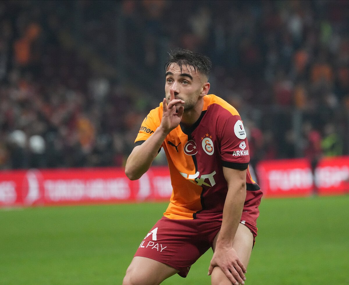 Yunus Akgün Galatasaray