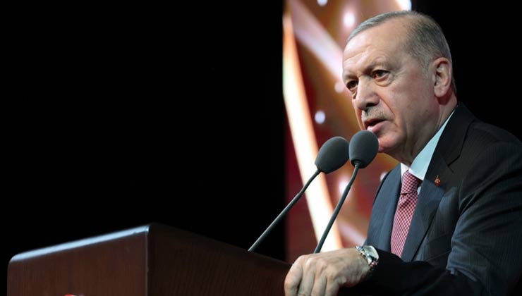 Cumhurbaşkanı Erdoğan asgari ücretin içine sindiğini söyledi: “Çatlasınız da patlasanız da alın terinin tam karşılığı”