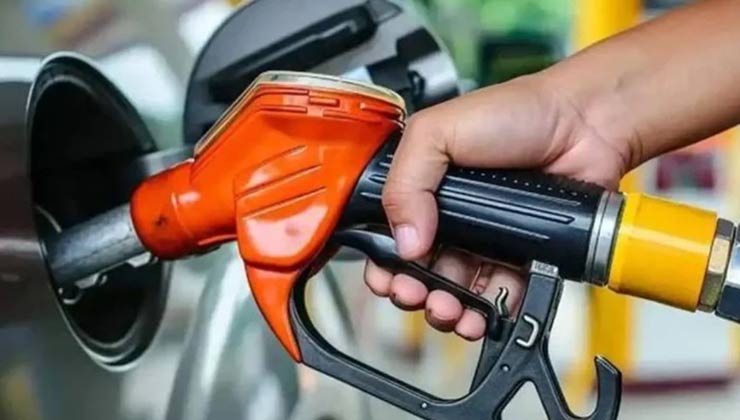 Akaryakıtta tabela yine değişiyor! Benzine büyük zam geliyor