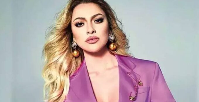 Hadise’nin aşk pozu sosyal medyayı salladı! Sevgilisi ile bakın nasıl poz verdi