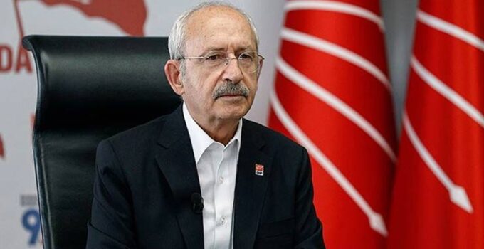 Sosyal medya paylaşımı tartışma yarattı! Kemal Kılıçdaroğlu siyasete geri mi dönüyor?