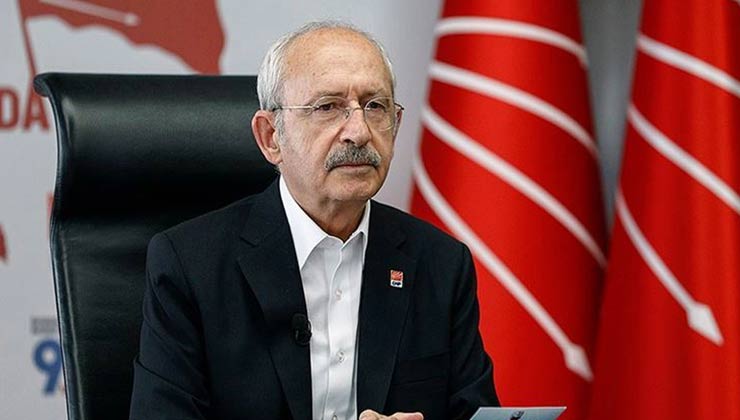 Sosyal medya paylaşımı tartışma yarattı! Kemal Kılıçdaroğlu siyasete geri mi dönüyor?